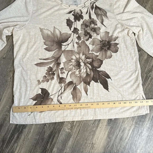 Alfred Dunner Cream Floral Long Sleeve Top‎ - Picture 10 of 13